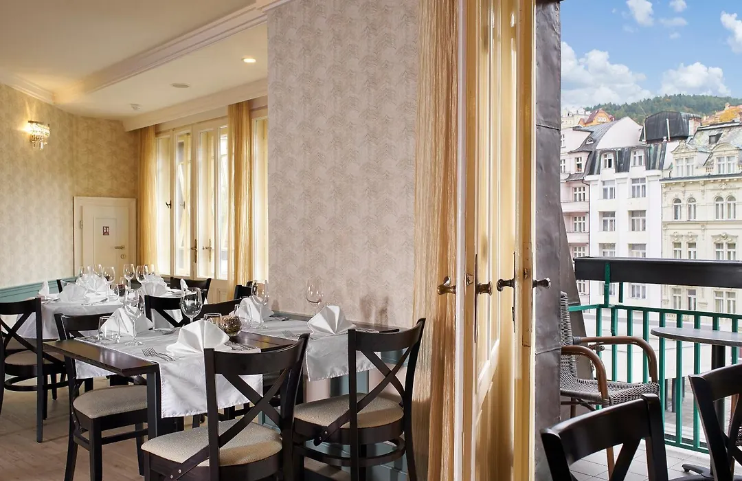 Ea Hotel Mozart-1
