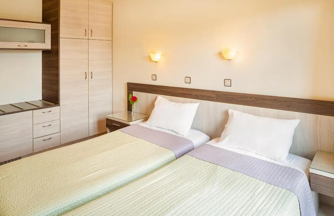 Stella Bay Rooms-1