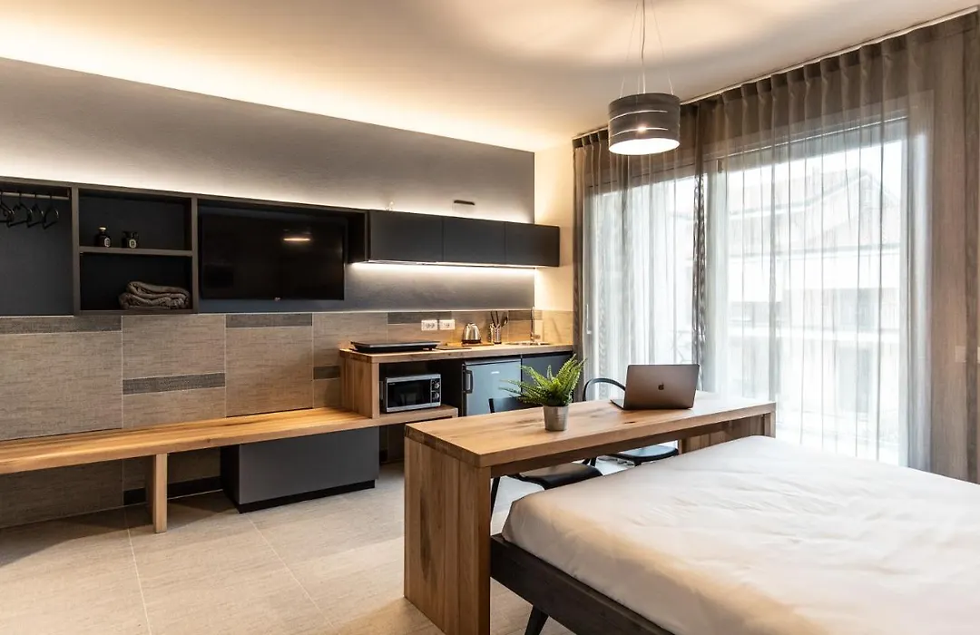 Sei Garda Apartments-1