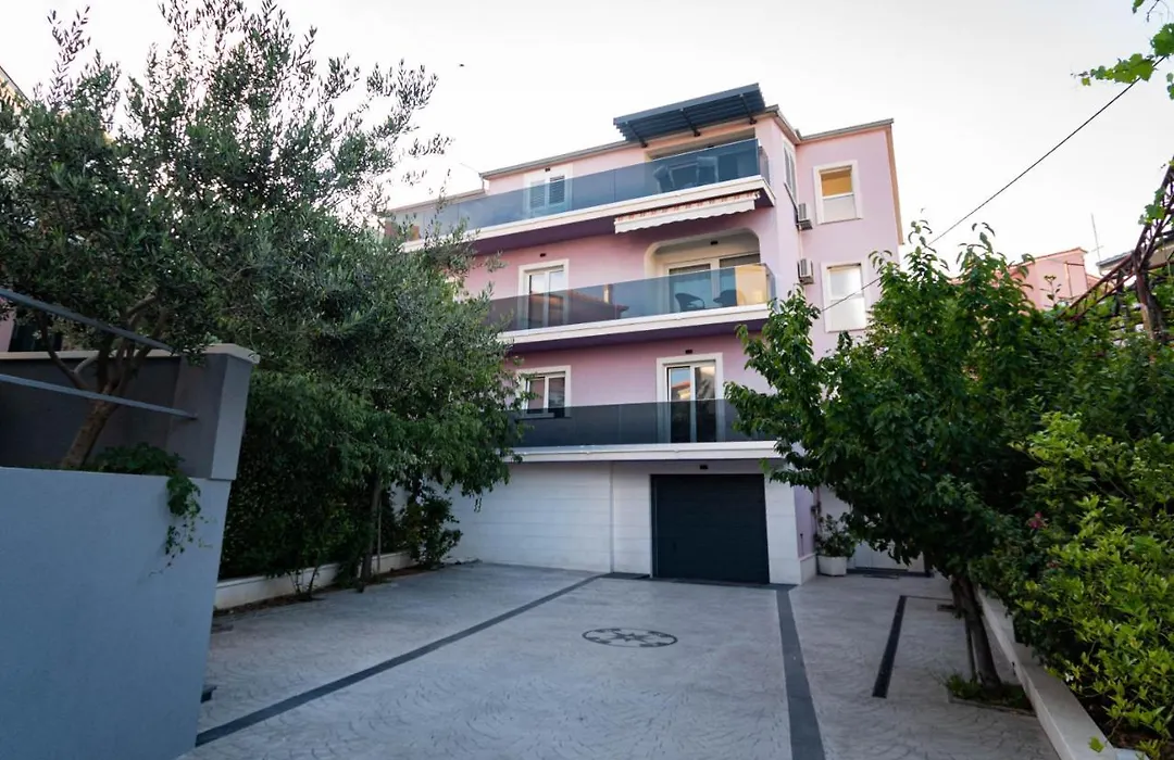 Villa Ana-1
