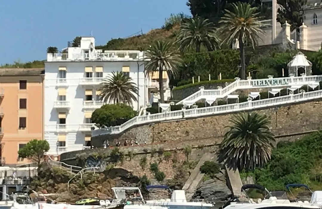 Hotel Helvetia-1