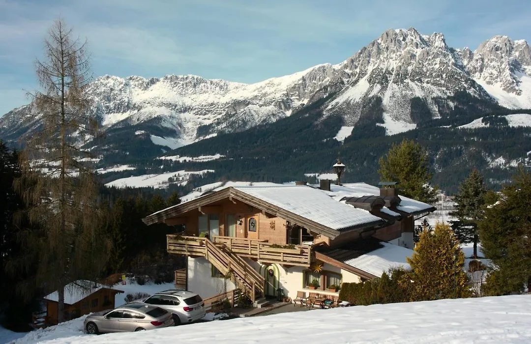 Chalet Grizzly-1