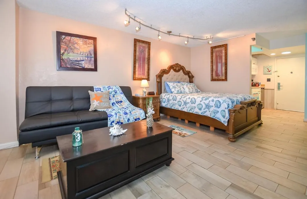 Daytona Beach Studio Condo With Beautiful Ocean View-1