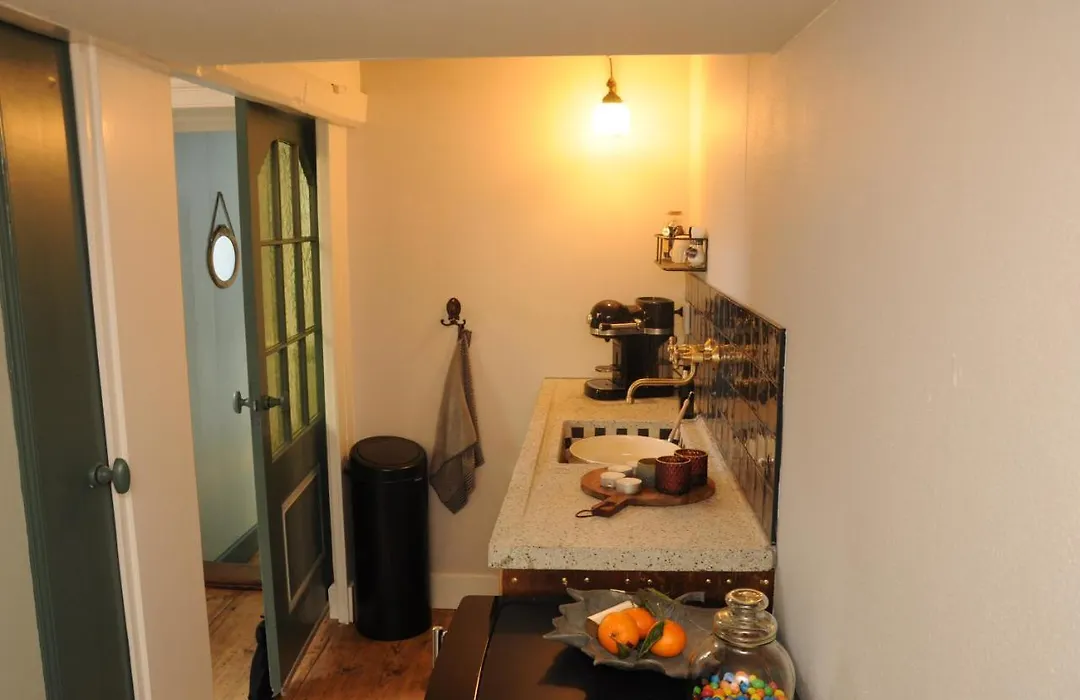 Bed en kerk monumentale 2 slaapkamer woning-1