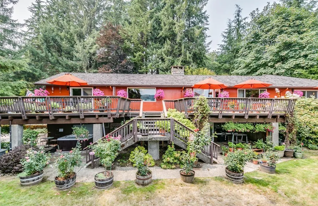Misty Valley Inn-1