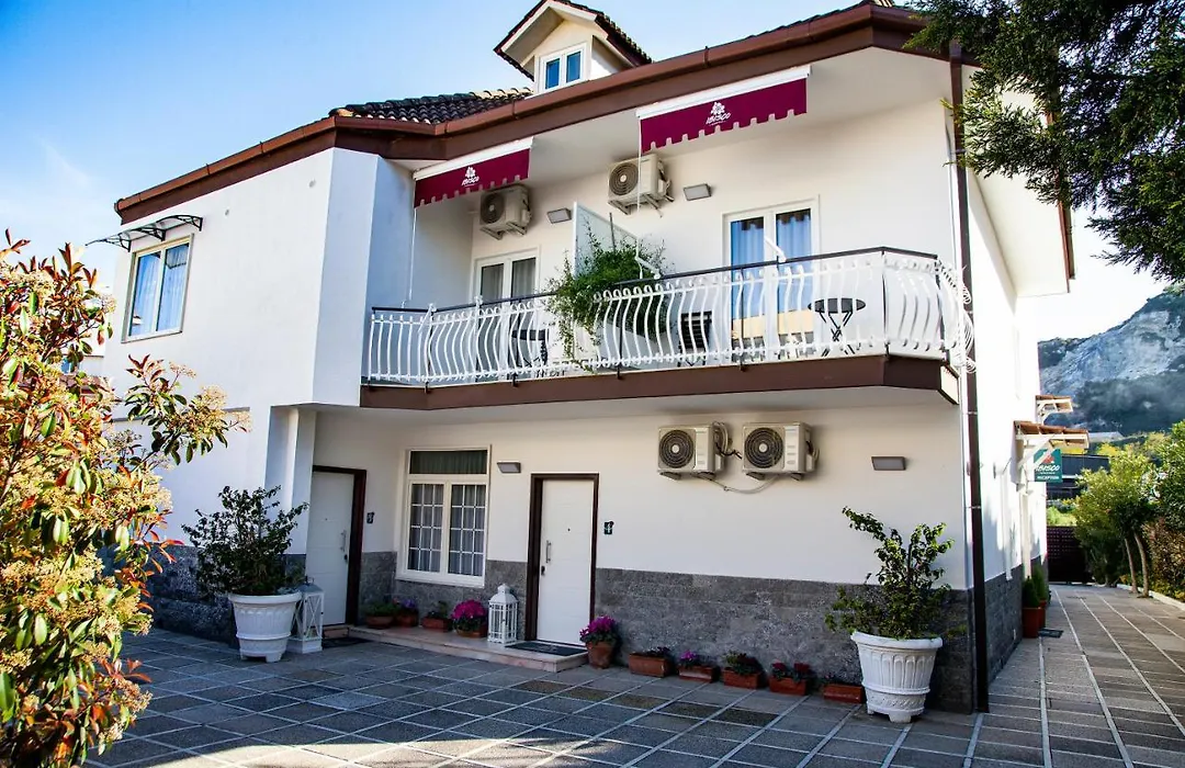 Ibisco suites-1