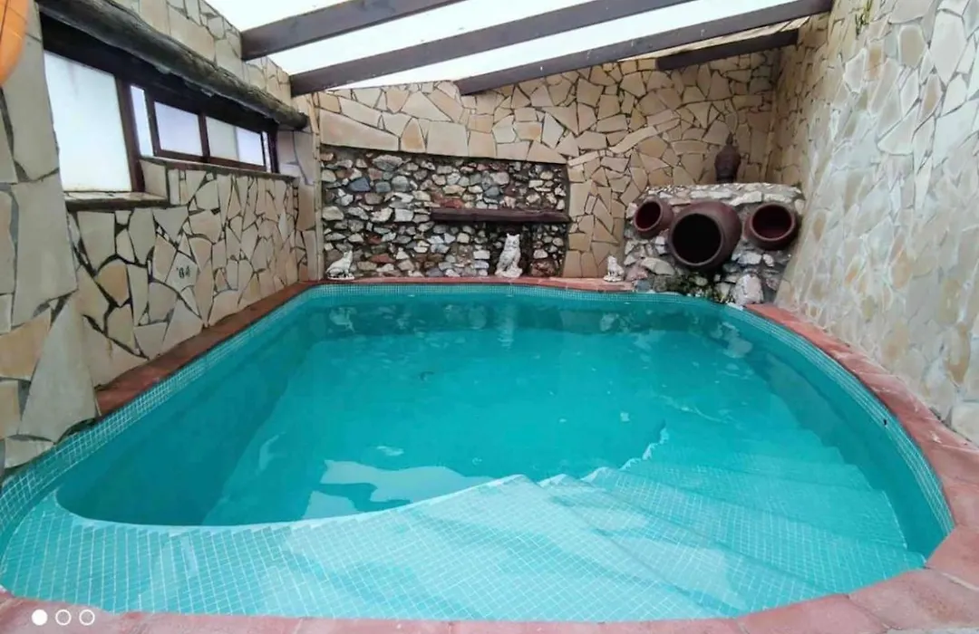 Villa Jardin piscina climatizada-1