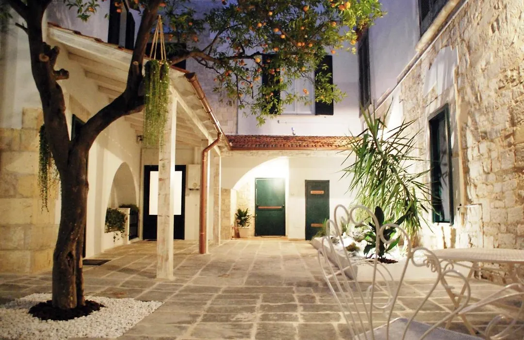 Palazzo Bianchi - Trani-1