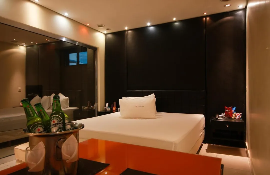 Lessence Motel-1