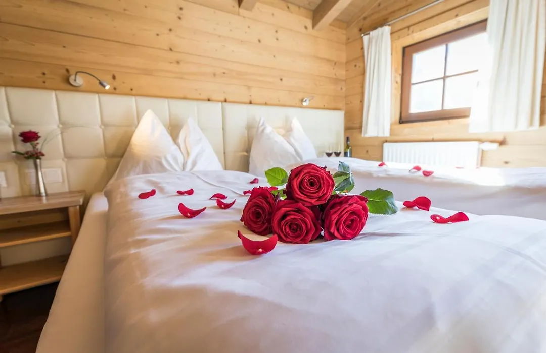 Alpenchalets Flachauer Gutshof-1
