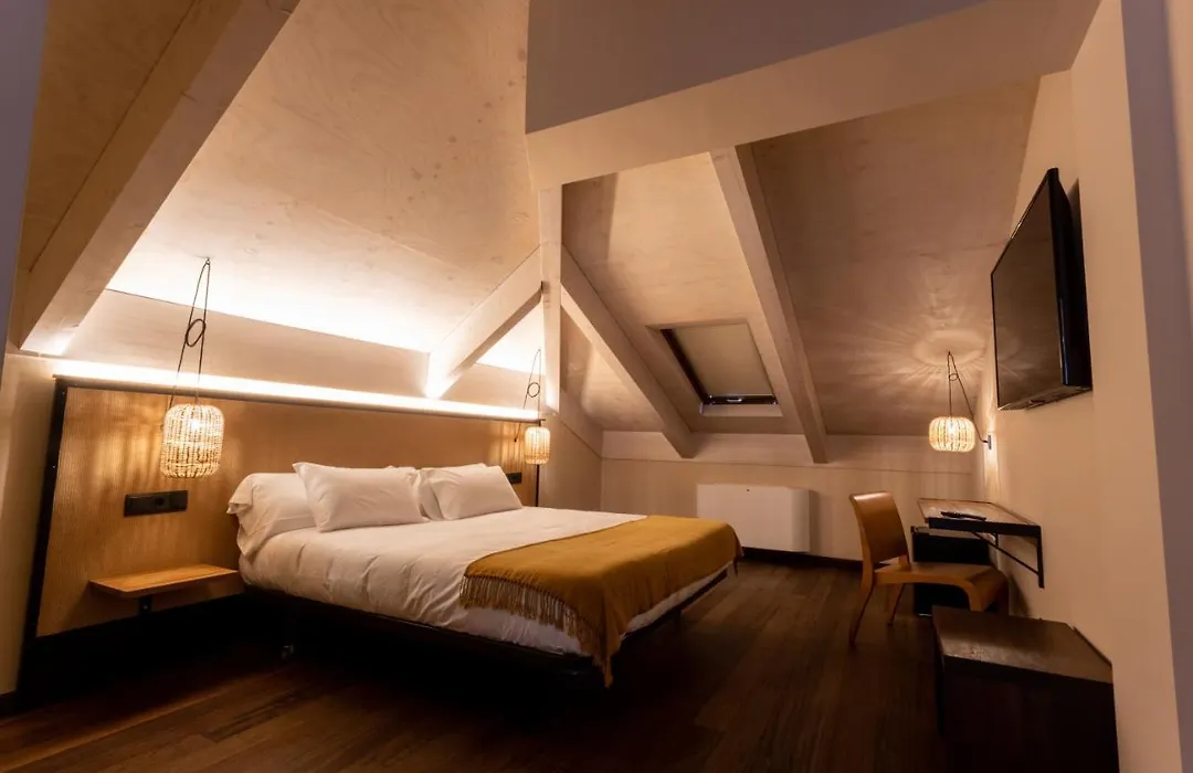 No-Mad Green Hotel-1