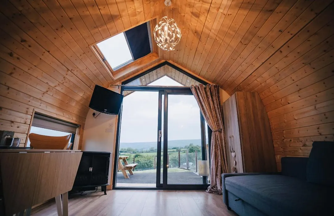 Carntogher Cabins-1