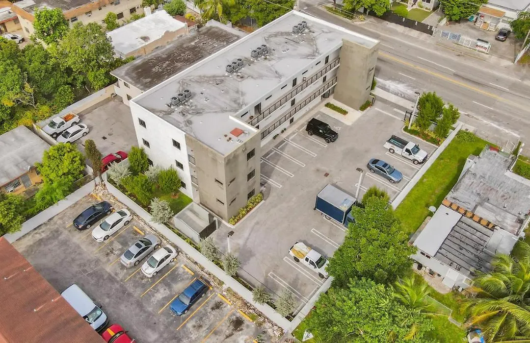 Renzzi Wynwood Apartments-1