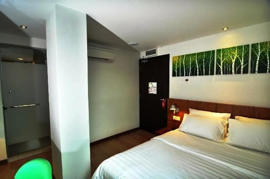 French Hotel-1