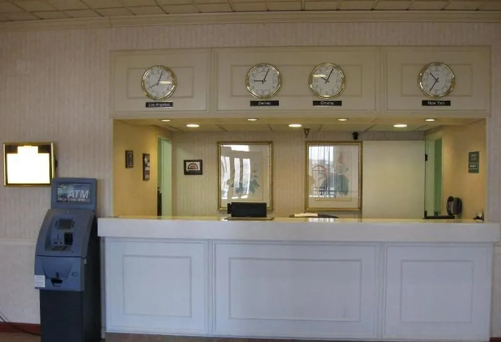 Carol Hotel Omaha-1