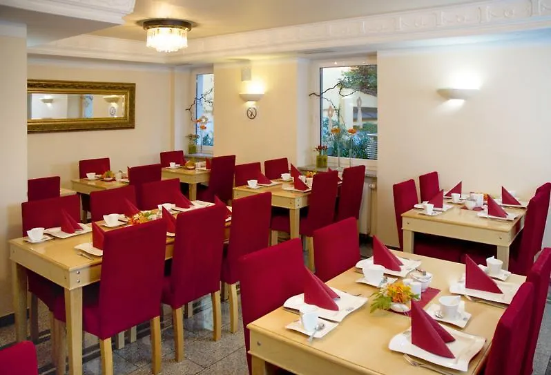 Hotel Atlas Muenchen-1