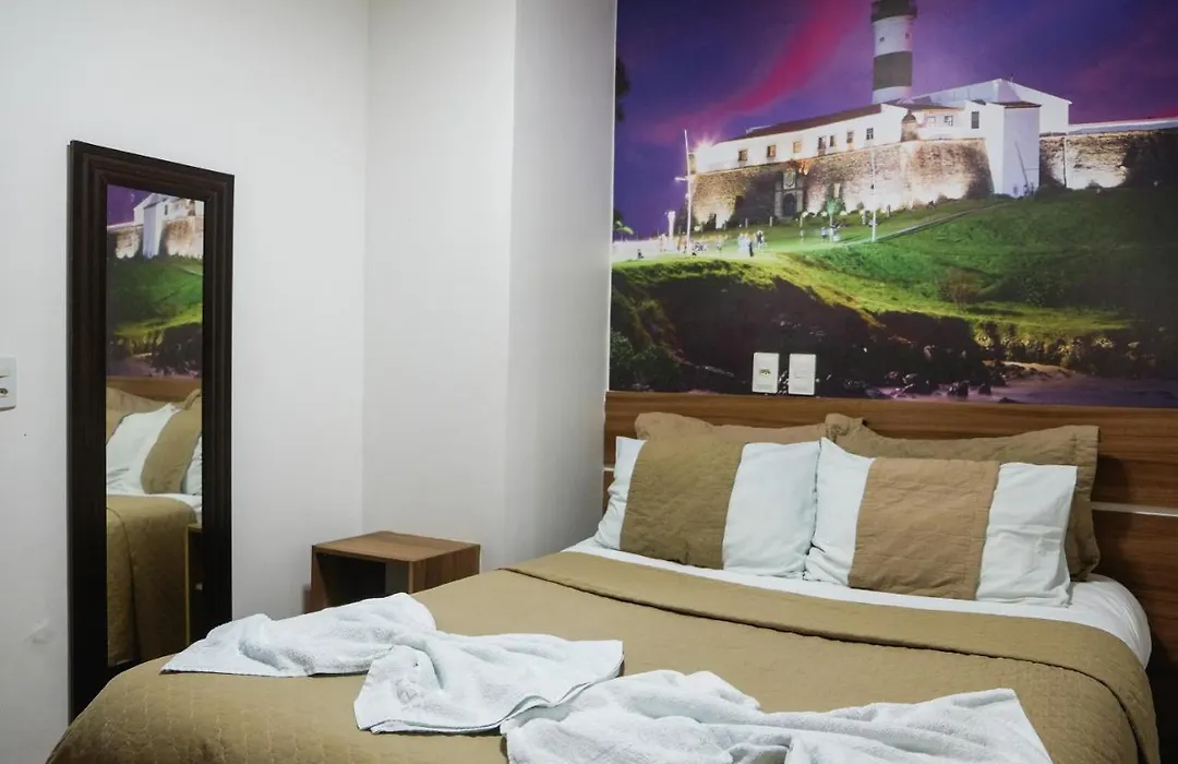 Farol Da Barra Suites E Hostel-1