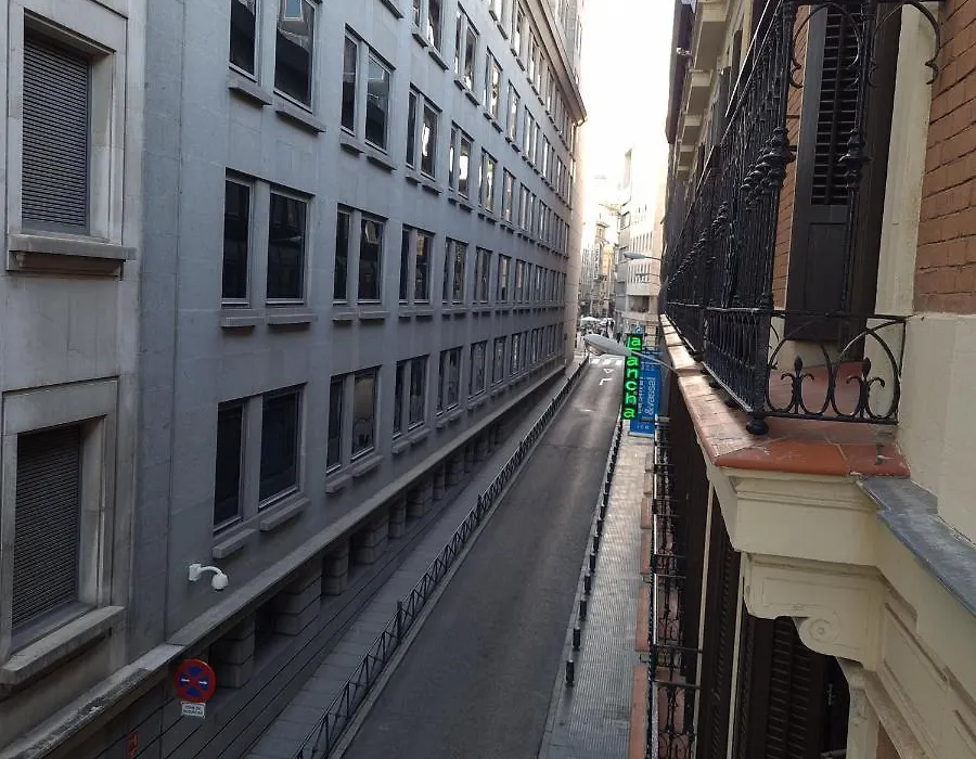 Hostal Oporto-1