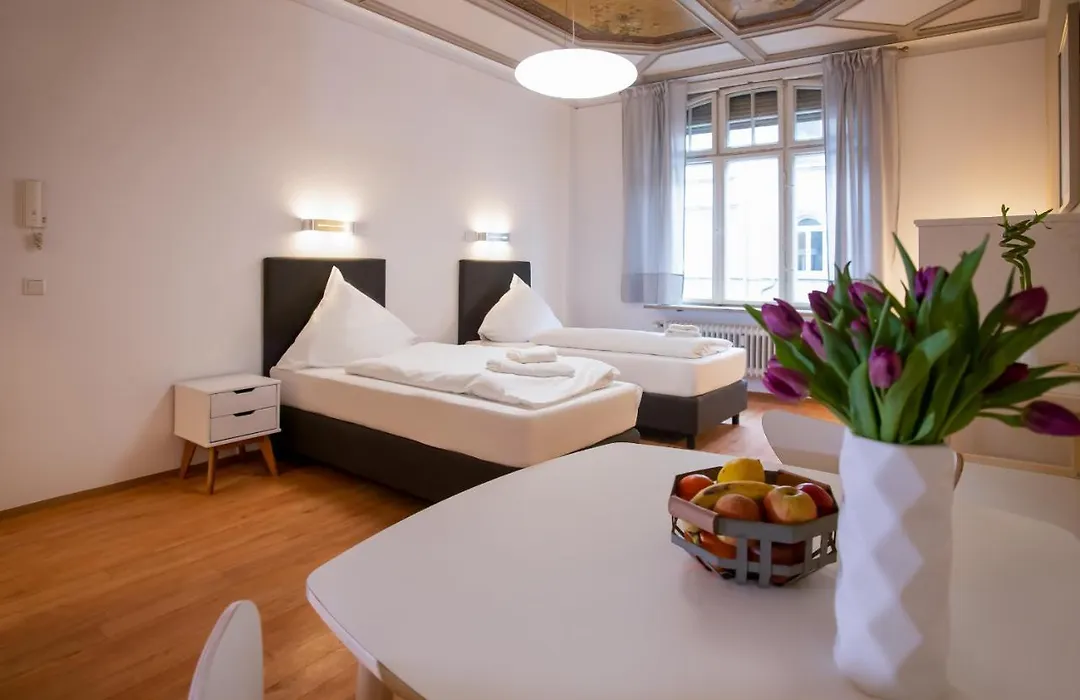 Aparthotel Villa Elon-1