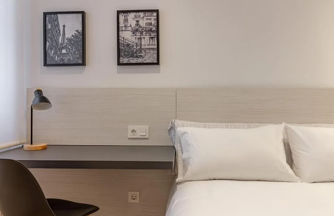 Ah Hostel Room4You Oviedo Vut3026As-1