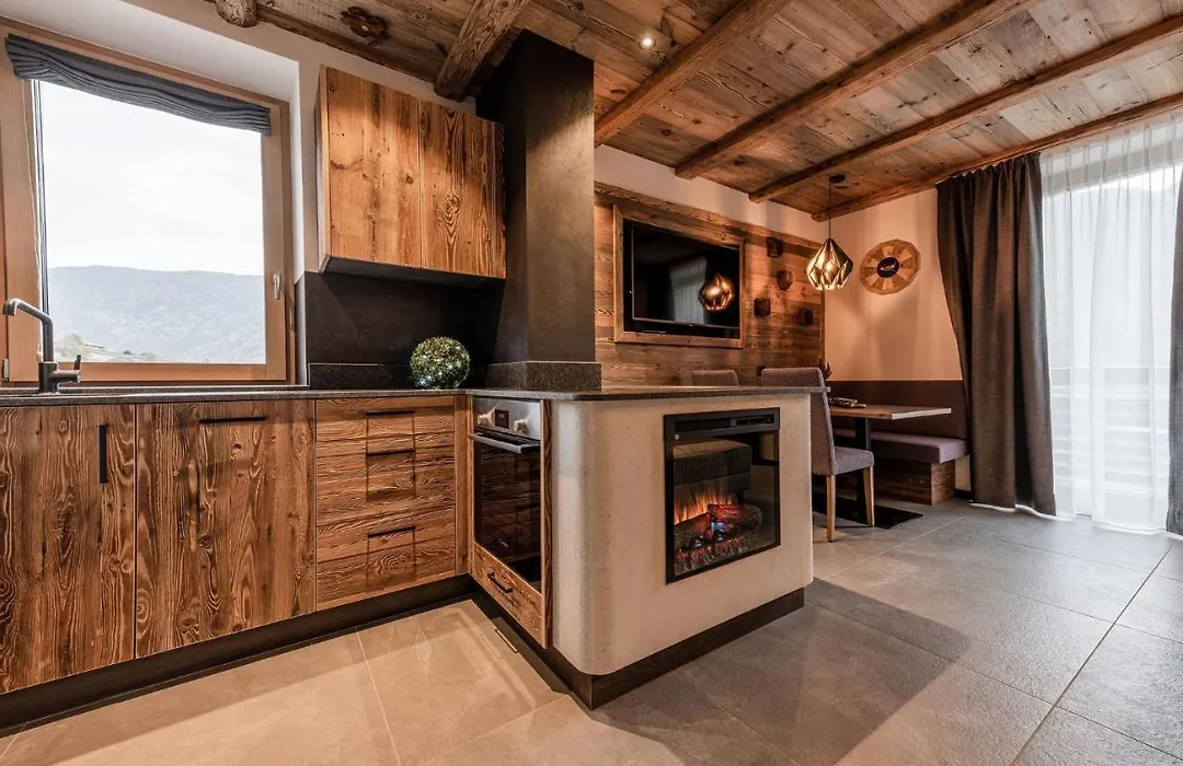 Nidaris - Luxury Private Spa Suites-1