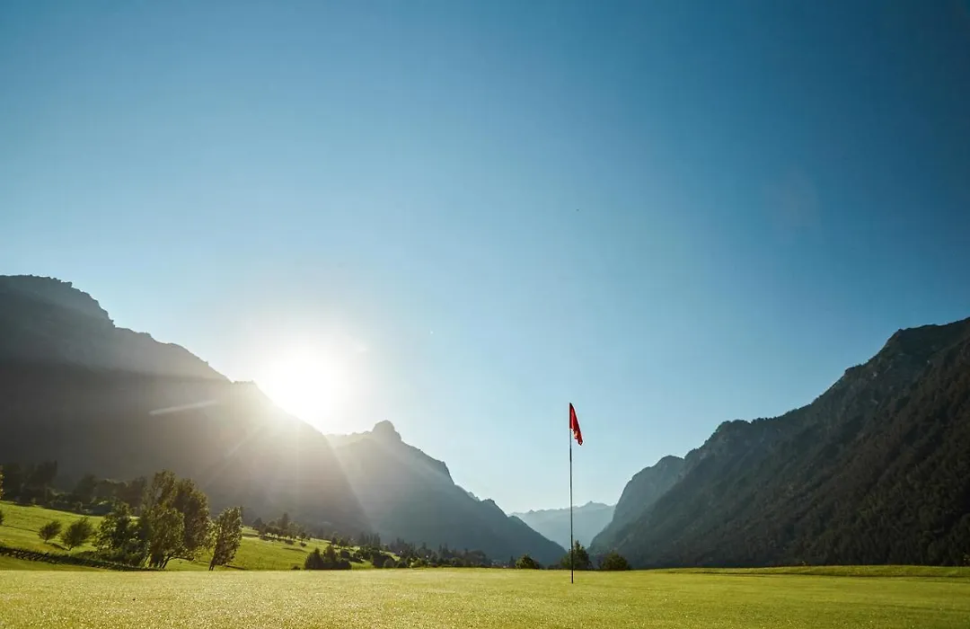 TRAUBE BRAZ Alpen Spa Golf Hotel-1