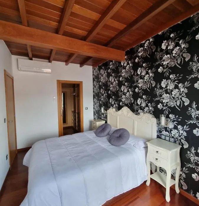 Apartamentos Turísticos Betanzos-1