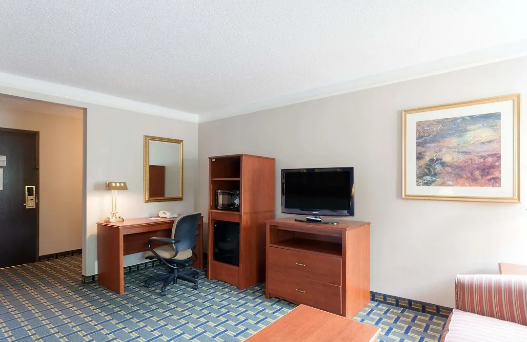 Baymont By Wyndham Memphis East-1