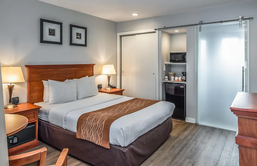 The Inn At 1252 Monterey-1