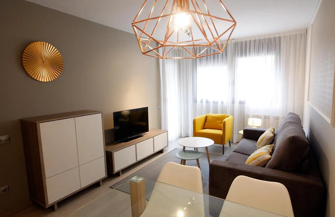 Apartamentos Real Lleida-1