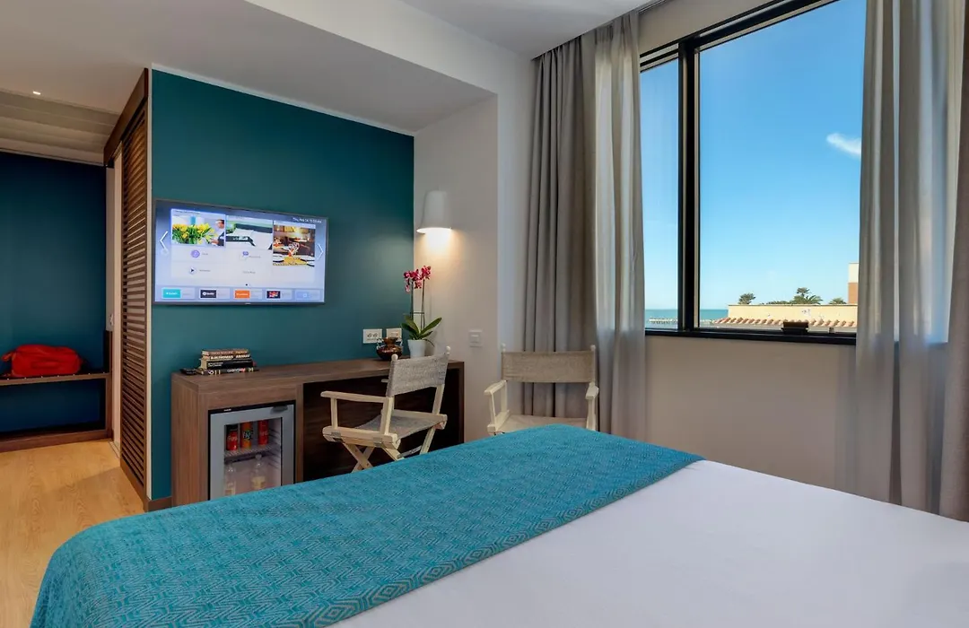Fly Deco Hotel-1