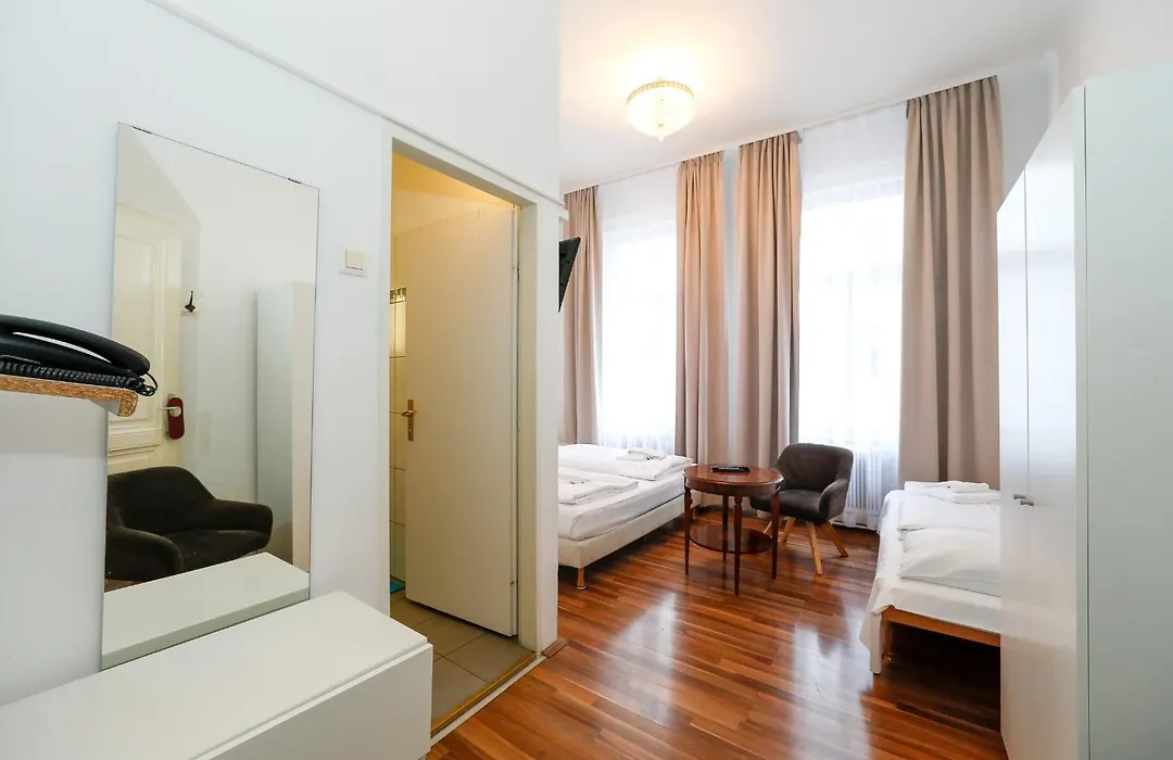 Timeout City Hotel, 5 Min To City Center, Self Check In-1