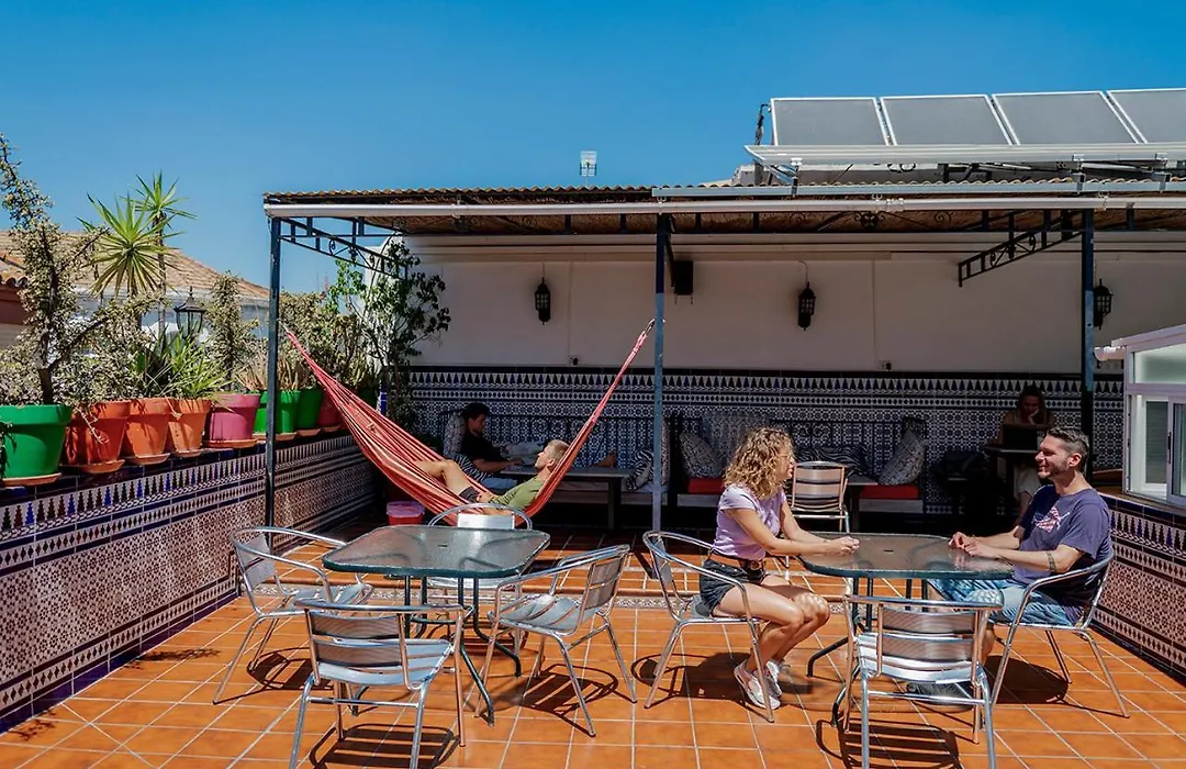 Hostel Triana Backpackers-1