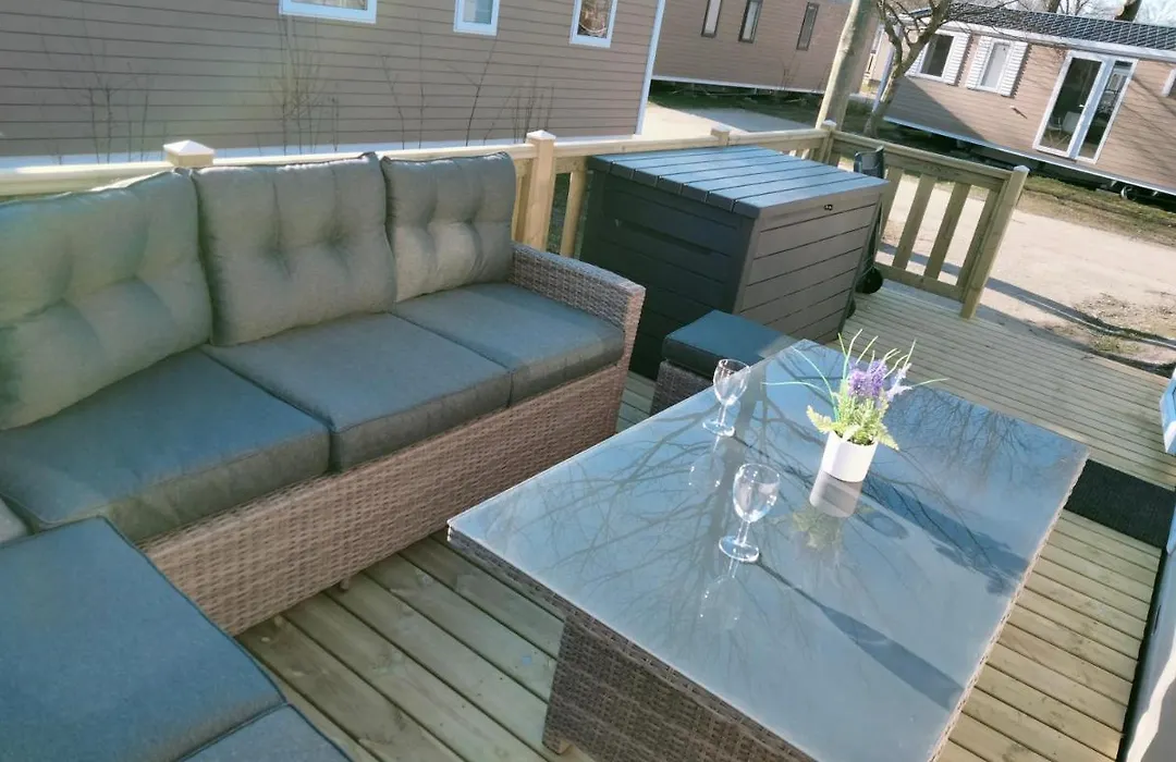 Chalet vakantiepark Lauwersoog; de rug 1-1