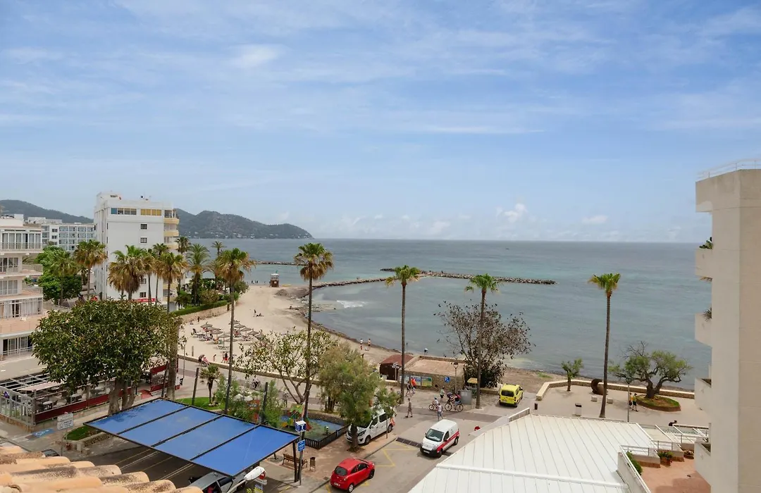 Sol Y Mar Apartments-1