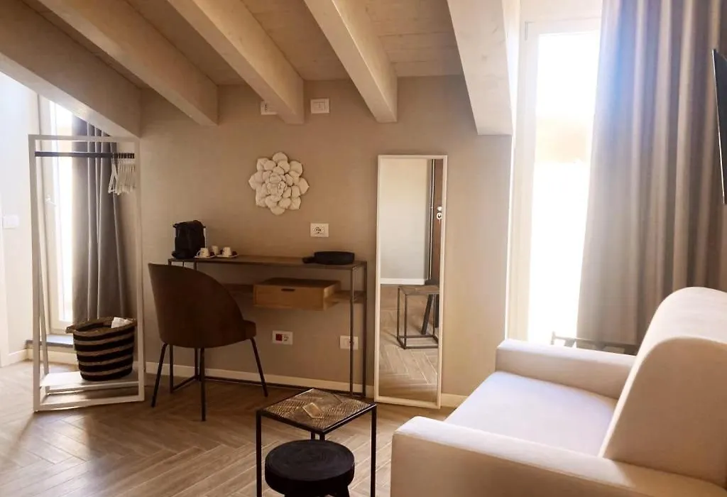 Gatto Bianco Rooms 42-1