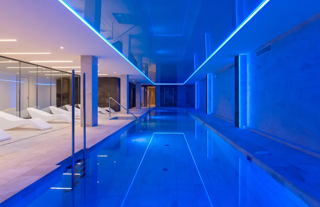 L'Azure Hotel 4* Sup-1