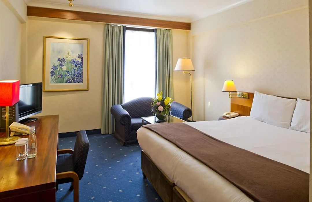 Clarion Croydon Park Hotel-1
