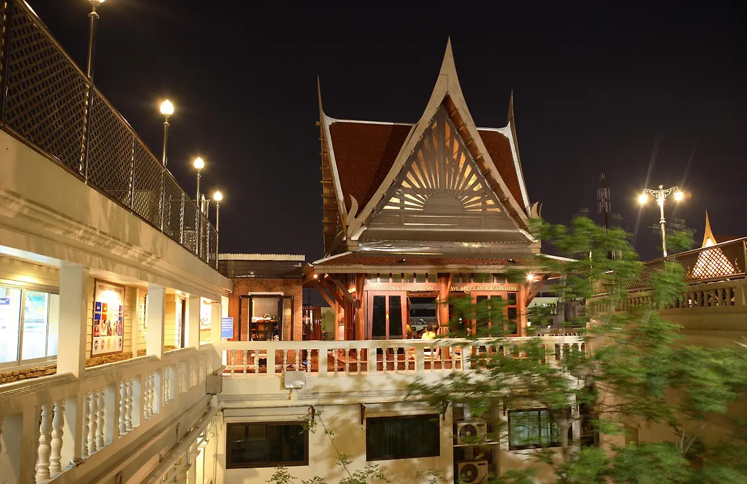 D&D Inn Khaosan-1