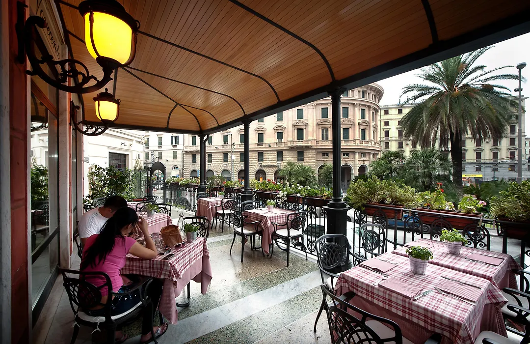 Hotel Continental Genova-1
