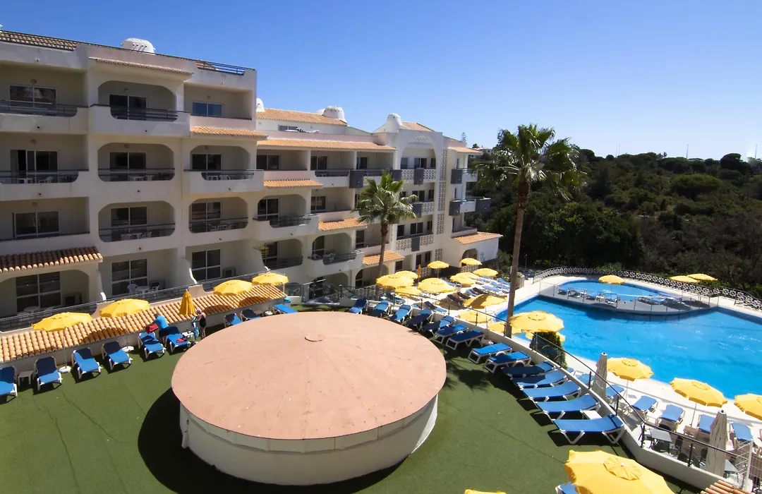 Luna Miramar Club-1