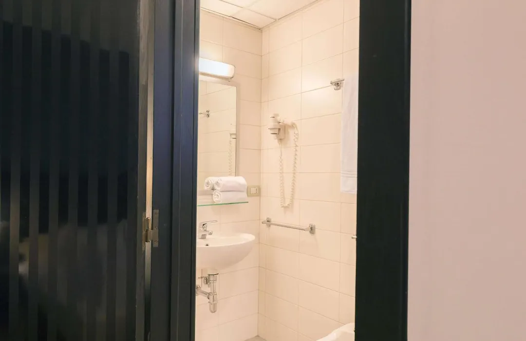 Executive Business Hotel-1
