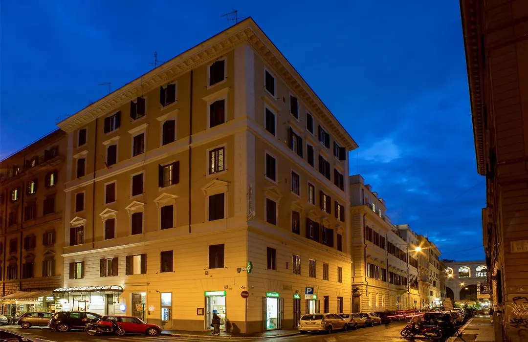 Hotel Assisi-1