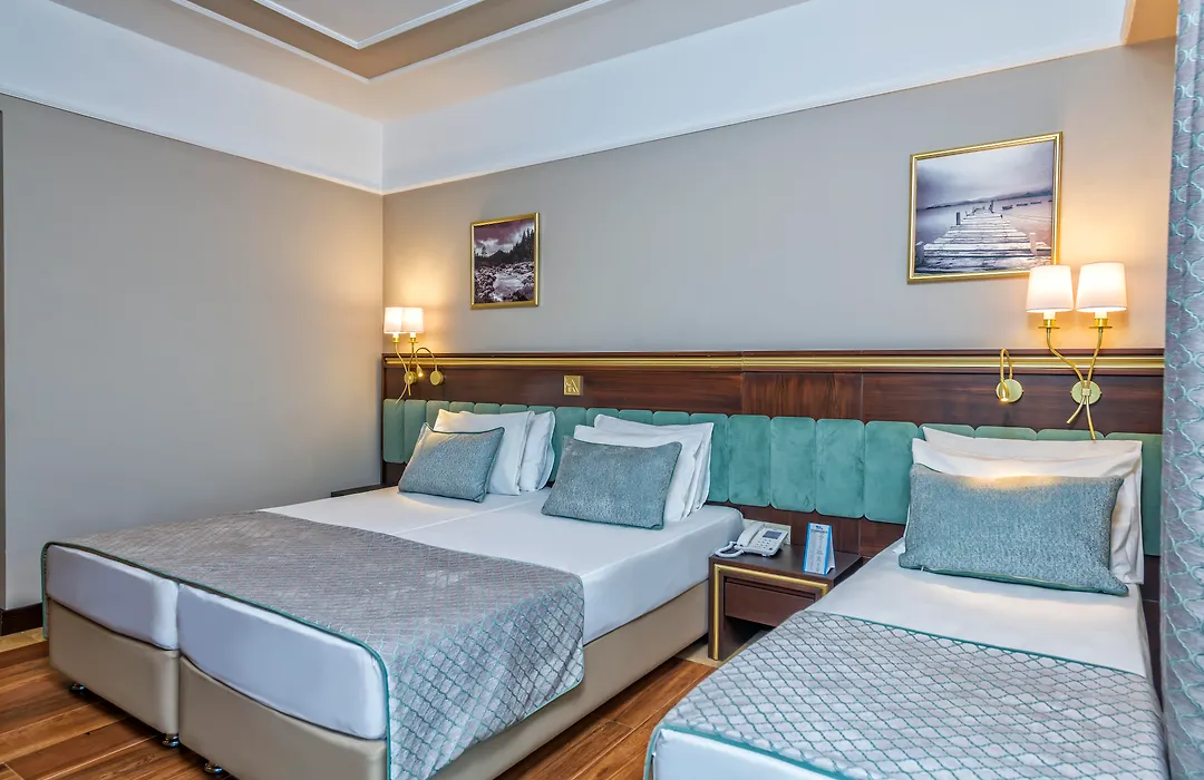 Royal Atlantis Spa & Resort-1