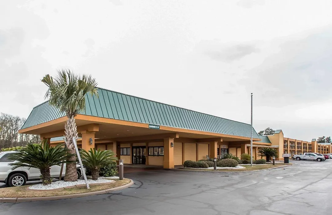Quality Inn Savannah Midtown-1