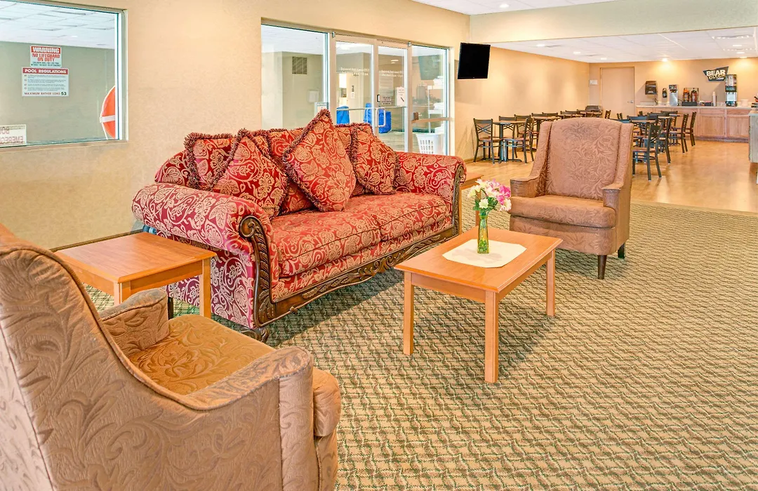 Travelodge By Wyndham Lincoln Airport I-80-1