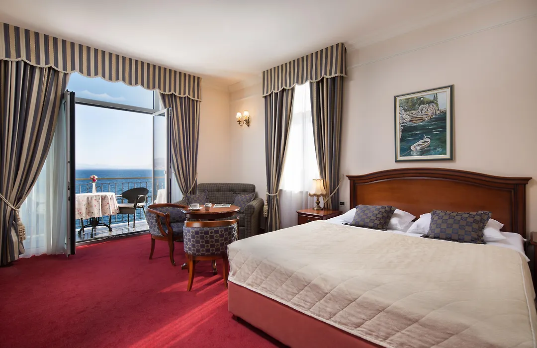 Hotel Savoy-1