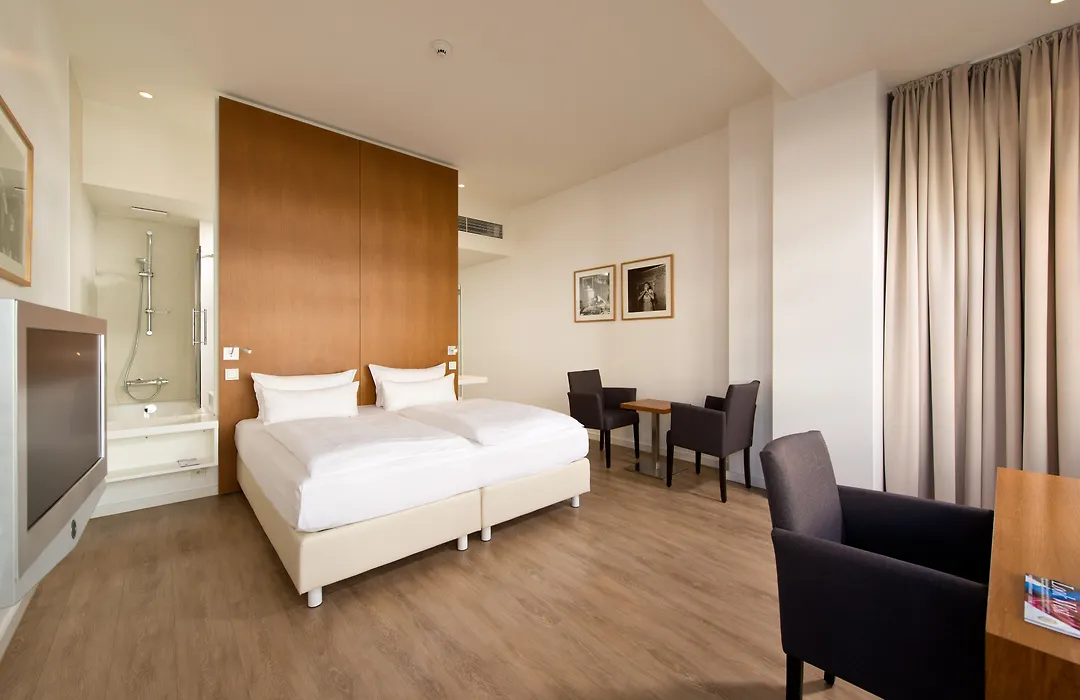 Ellington Hotel Berlin-1