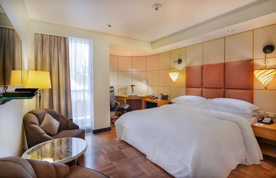 Sheraton Abu Dhabi Hotel&Resort-1