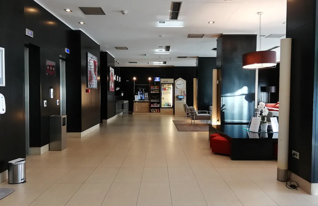 Hotel Ch Bucharest-1